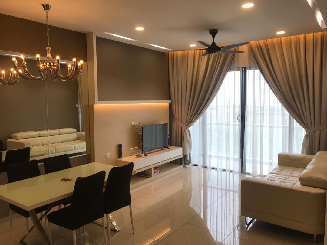 Podium View @atlantis Apartemen