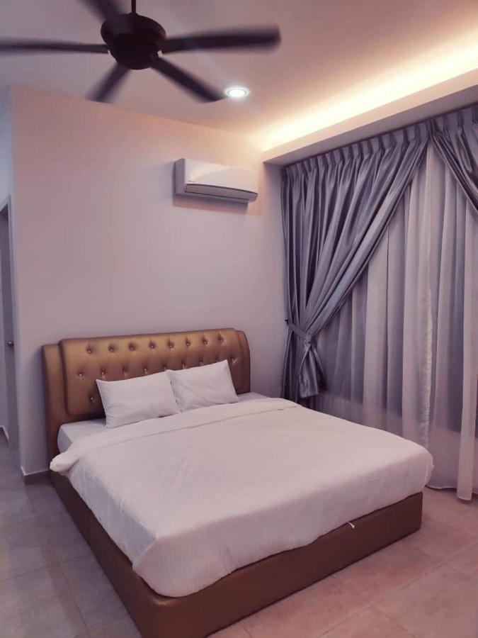 Podium View @atlantis Apartment *